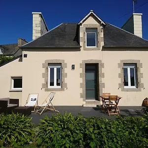  Hébergement de vacances Ti Mammig Reina France